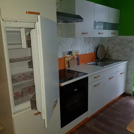 Henkestrasse 8 Apartman